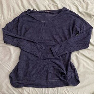 Cotton on size medium long sleeve shirt